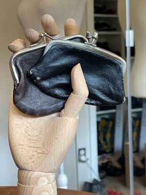 Vintage Black and Brown Leather Kiss-Lock Coin Purses, set of 2